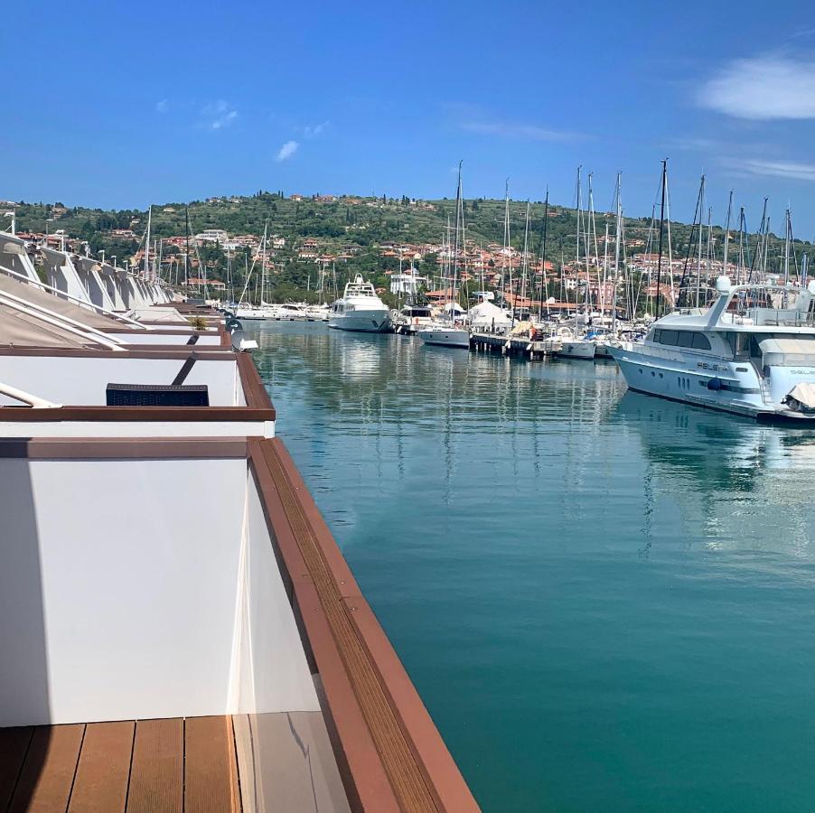 Bonita Houseboat Apartment Portorose Dış mekan fotoğraf