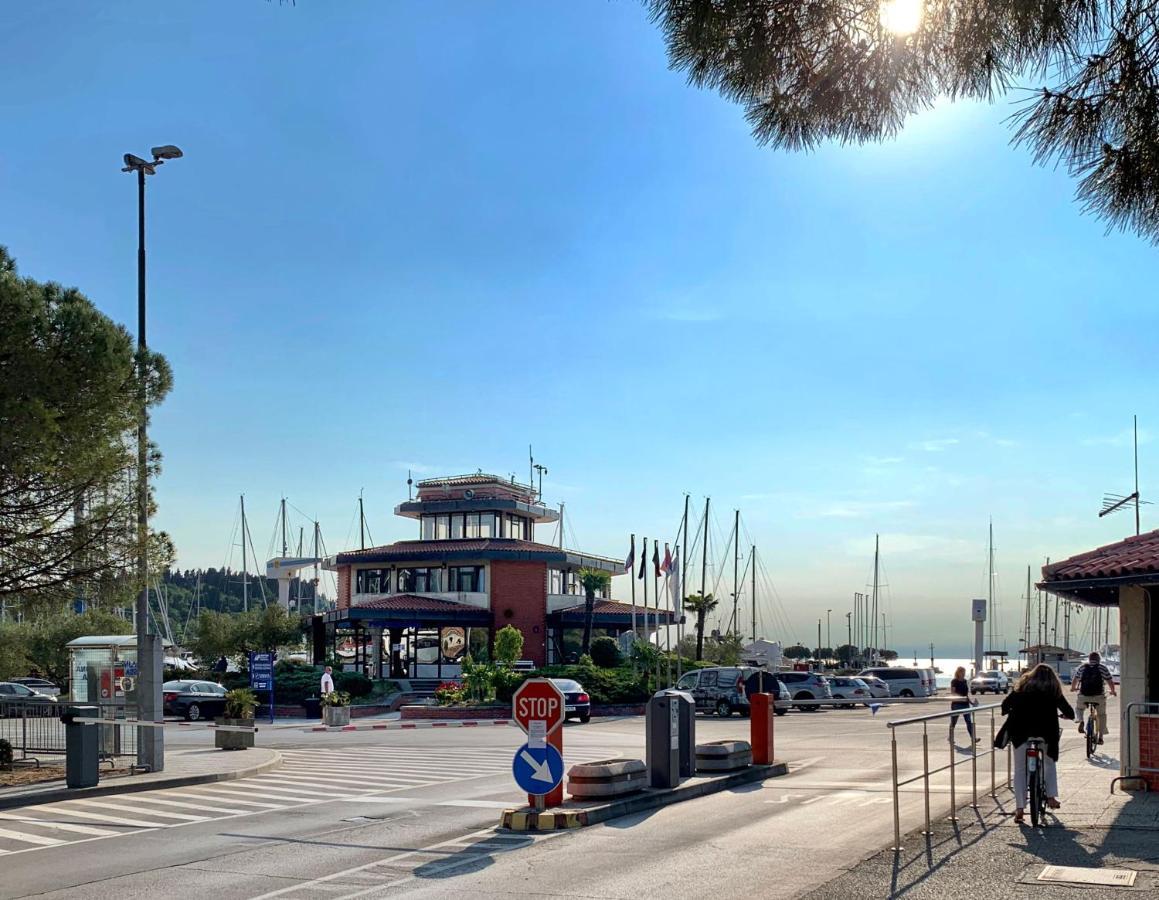 Bonita Houseboat Apartment Portorose Dış mekan fotoğraf